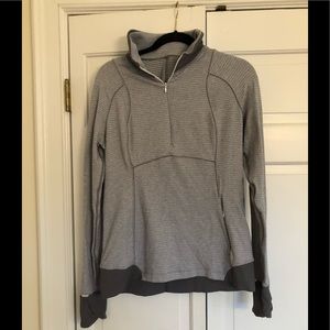 LuLulemon Women’s Shirt
